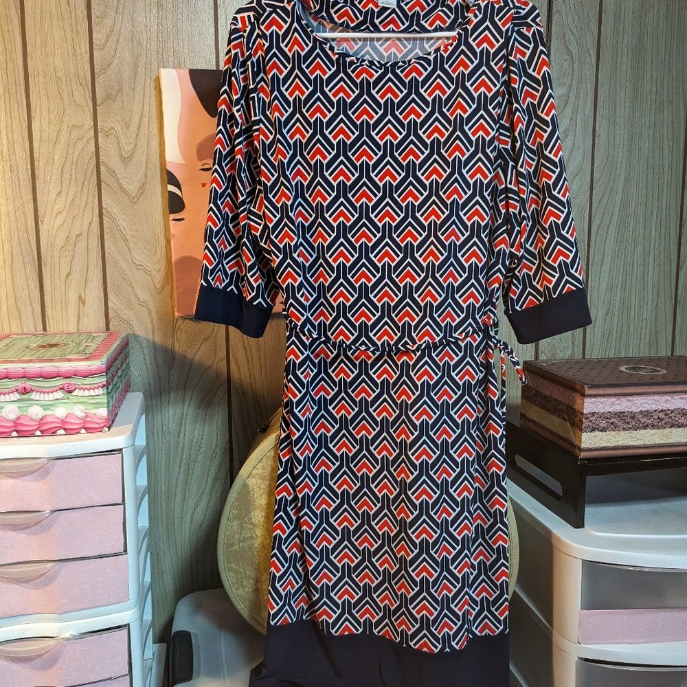 Classic Liz Claiborne Dress in Navy and Red